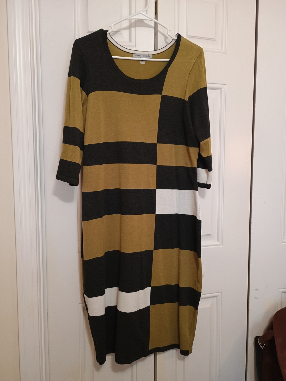 Danny & Nicole Olive, Black & White Blocked Long Sleeve Knee-Length Dress